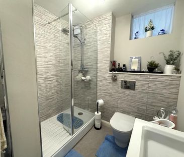 2 bedroom flat to rent - Photo 6