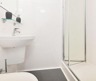 Studio to rent - Photo 6