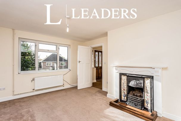 4 bedroom house to rent Hamsland, Horsted Keynes, Haywards Heath, RH17 - Photo 1