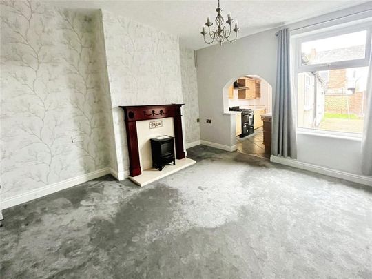 3 bedroom terraced house to rent - Photo 1