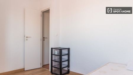 valencia, Valencian Community 46023 - Photo 4