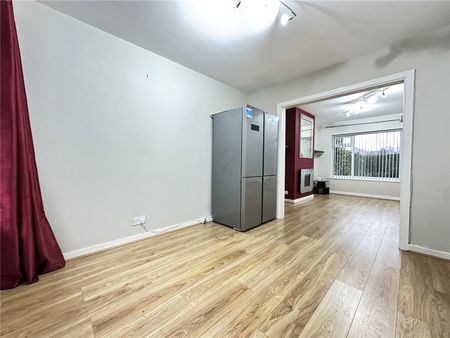 21, Highwood Avenue, Leeds, West Yorkshire, LS17 6EW - Photo 3