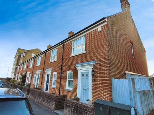 2 bedroom House To Let - Photo 1