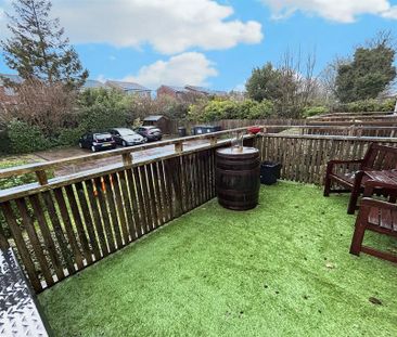 2 bedroom flat to rent - Photo 3