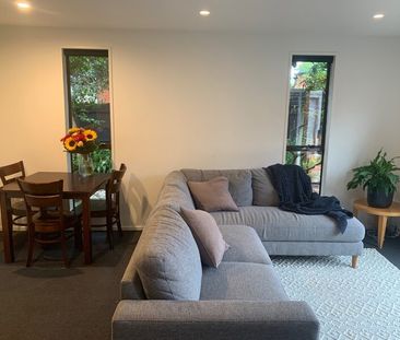 TOWNHOUSE TWO BEDROOMS – PRIME LOCATION - Photo 3