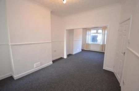 3 bedroom Terraced House To Let - Photo 1
