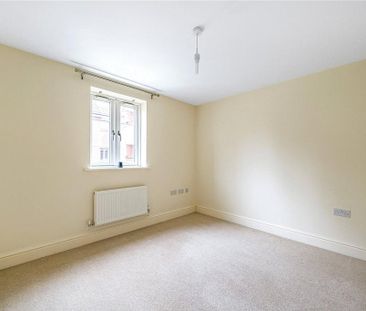 2 bedroom maisonette to rent - Photo 3