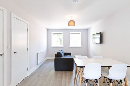 2 bedroom flat to rent - Photo 4