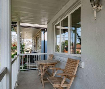 For Lease - 27 Stock Avenue Unit# Upper, Toronto, Ontario - Photo 4