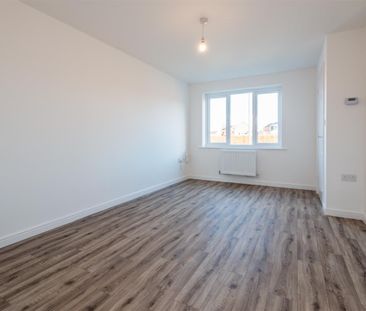 3 Bedroom House To Rent - Photo 3