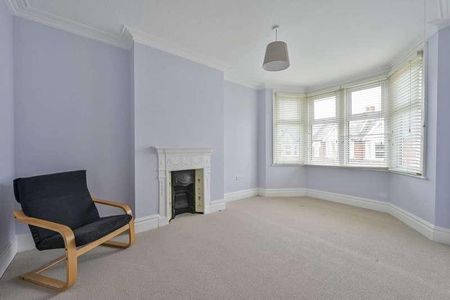 Ravensbury Road, Southfields, SW18 - Photo 2