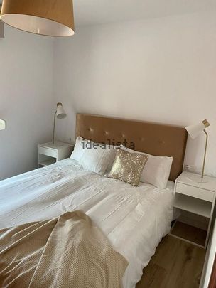 Alquiler de piso en Calle Marbella - Photo 1