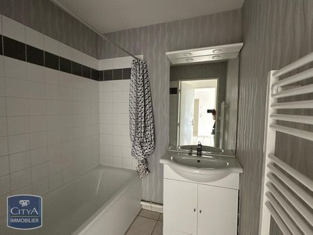 Location Appartement 2 pièces 45m² LENS 62300 - Photo 2