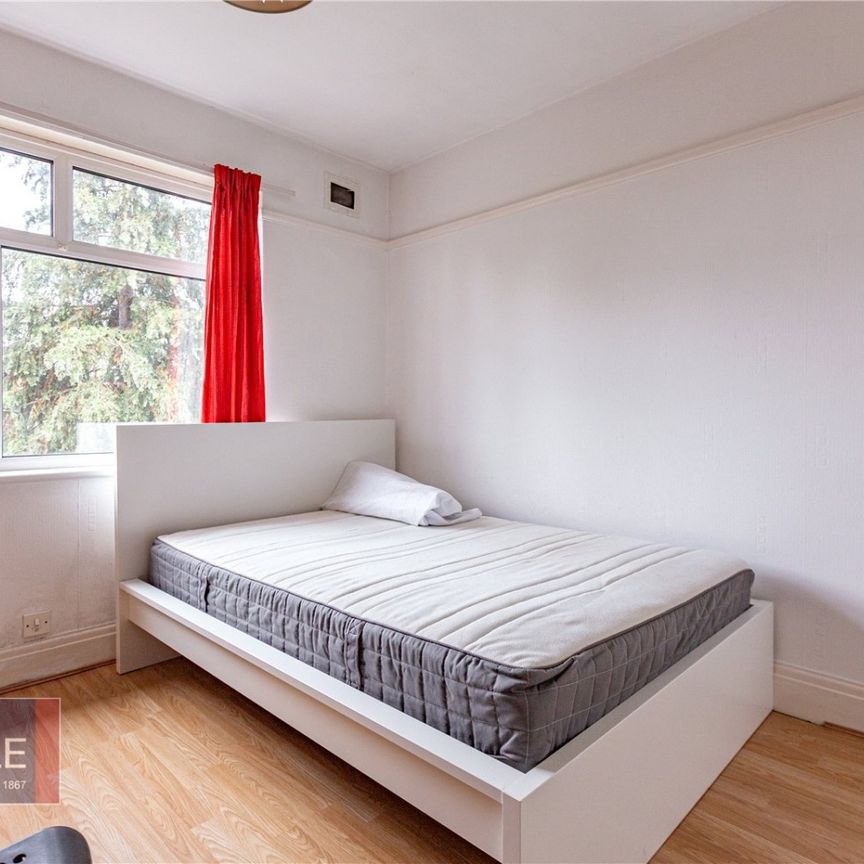 Filton Avenue, - Photo 1