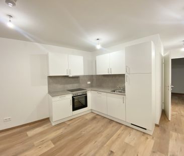 ERSTBEZUG 2 Zimmer Wohnung mit Terrasse und Garten - Ordination - Photo 2
