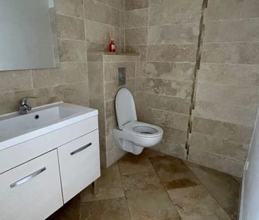 VILLA TYPE 5 sur terrain clos de 600m² - Photo 2