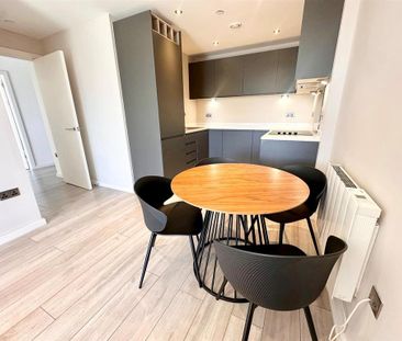 2 bedroom apartment to rent - Photo 6