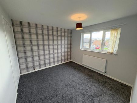 1 bedroom semi-detached house to rent - Photo 4