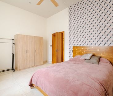 4 bedroom flat to rent - Photo 4