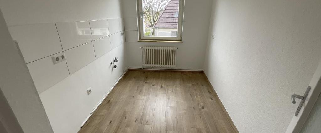 Bereits modernisierte 3-ZKB-Wohnung in Neuengroden zu vermieten! - Photo 1