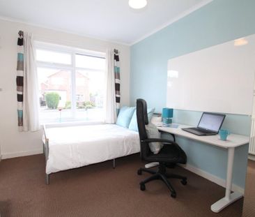 5 bedroom detached house to rent - Photo 5