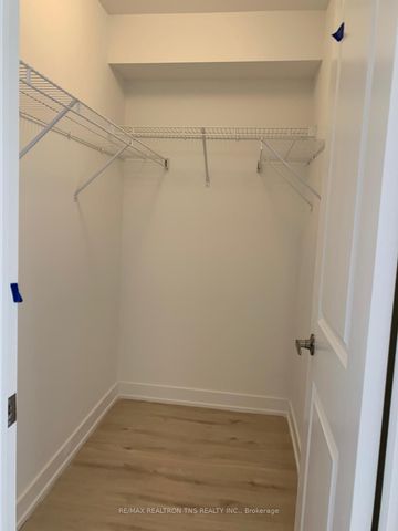 For Lease - 12 Baker Hill Boulevard, Whitchurch-Stouffville, Ontario - Photo 4