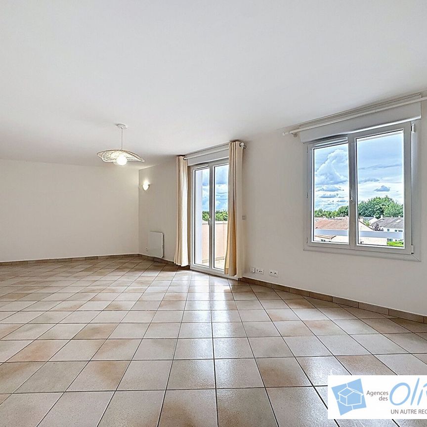 T3 VOISINS LE BRETONNEUX - 3 pièces - 62.89m² - Photo 1