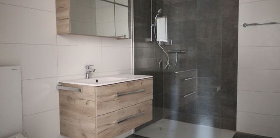 CHARMING 3 ½ ROOMS ON THE GROUND FLOOR – with TERRACE! - Foto 2