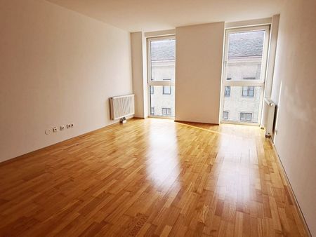 INNSTASSE, unbefristete 67 m2 Altbau, 2 Zimmer, Komplettküche, Wannenbad, Parketten, 3. Liftstock - Photo 4
