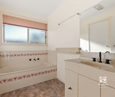 LOW-MAINTENANCE LIVING WITH OUTDOOR APPEAL. - Photo 1