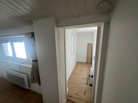 Location Appartement 1 pièce 30m² LA ROCHELLE 17000 - Photo 4