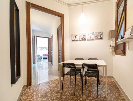 Carrer del Comte dUrgell, Barcelona, Catalonia 08011 - Photo 5