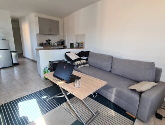 Location Appartement 2 pièces 65 m2 à Lodève - Photo 4