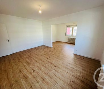 Location Appartement 5 pièces 90m² MOULINS LES METZ 57160 - Photo 2