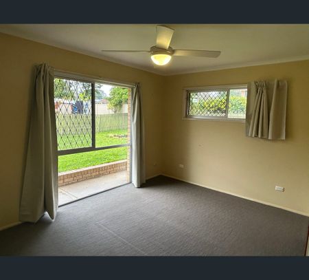 111 Klingner Road, Redcliffe, Qld 4020 - Photo 3