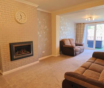 High Street, Keresley, Coventry - Photo 2