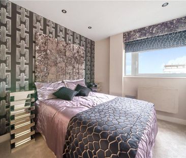 3 bedroom flat to rent - Photo 5