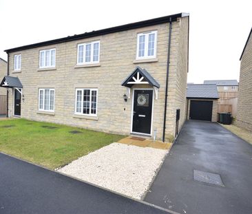 4, Ramble Crescent, Micklefield, Leeds, West Yorkshire, LS25 4FW - Photo 5