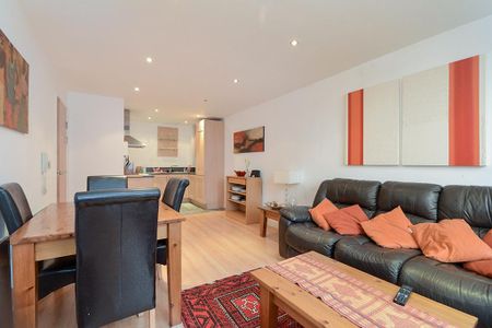 2 bedroom apartment to rent - Photo 5
