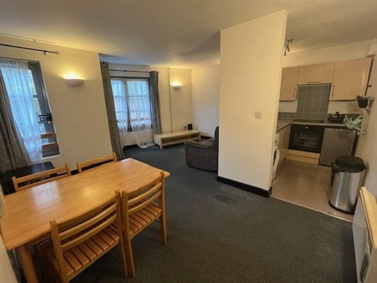 1 Bed Flat, Boot Lane, BS3 - Photo 1