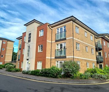 Ground floor flat to rent on - Photo 1