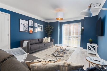 4 Bed Semi-Detached House, Ash Tree Garth, LS9 - Photo 2