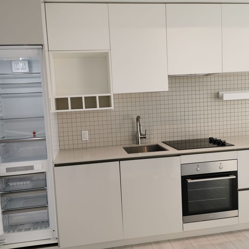 For Lease - 5 Buttermill Avenue Unit# 4211, Vaughan, Ontario - Photo 1