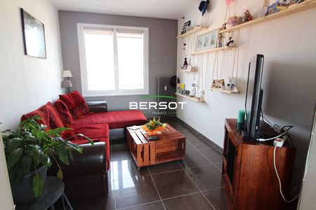 Appartement T3 - Pontarlier - Proche Suisse - Photo 2