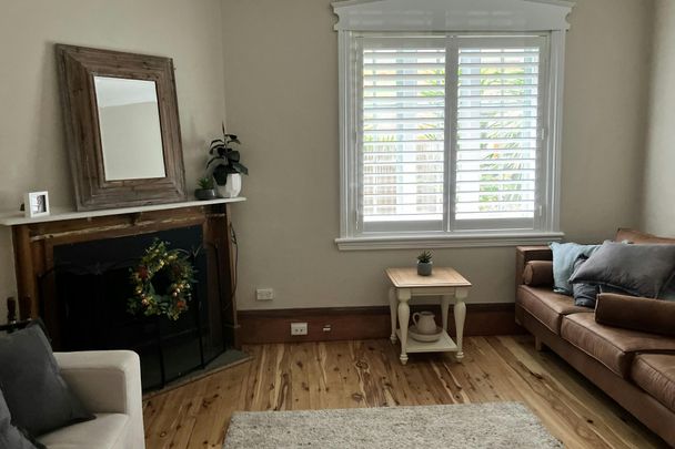 Neat Little Home! - Photo 1