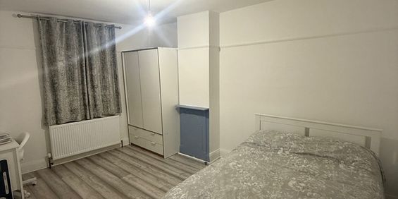 Room in a Shared Flat, Norwood Road, SE24 - Photo 3