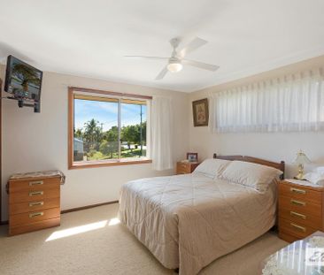 Beach & Bay Views, Plus lots of Surprises Inside. - Photo 6