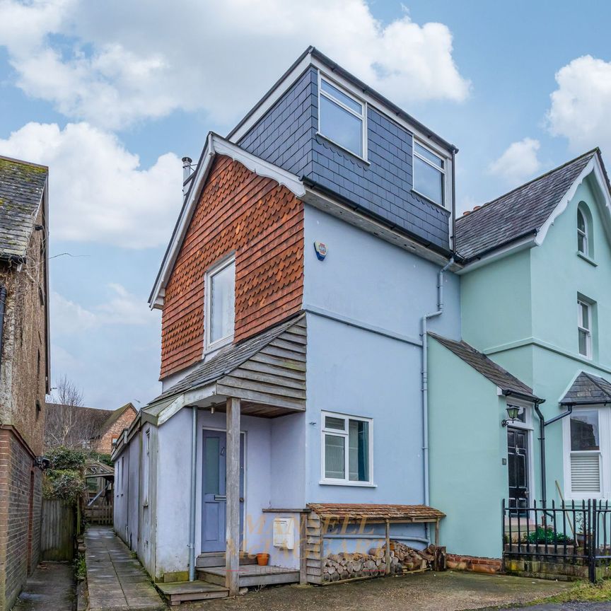 Highfields, Forest Row, RH18 - Photo 1