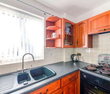 2 bedroom maisonette to rent - Photo 5