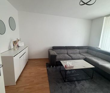 2-Zimmer-Wohnung mit Einbauküche, Balkon & Abstellraum in Hanau - Photo 1
